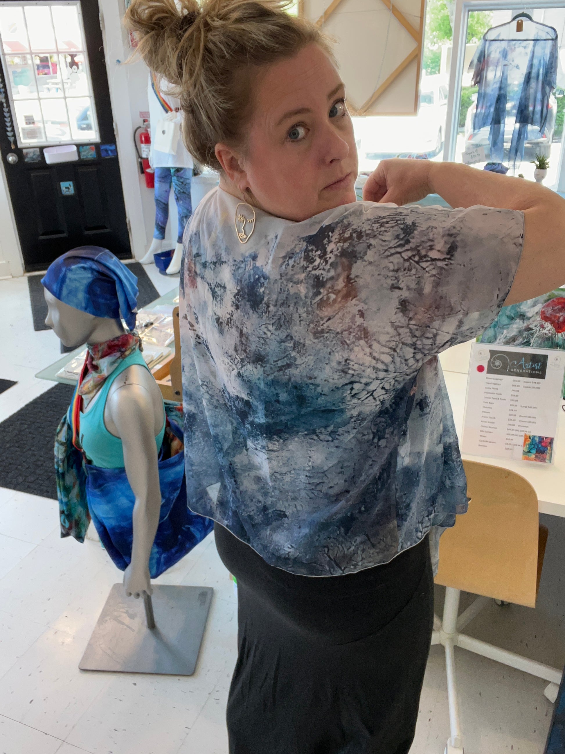 Early Summit Kimono - White Top