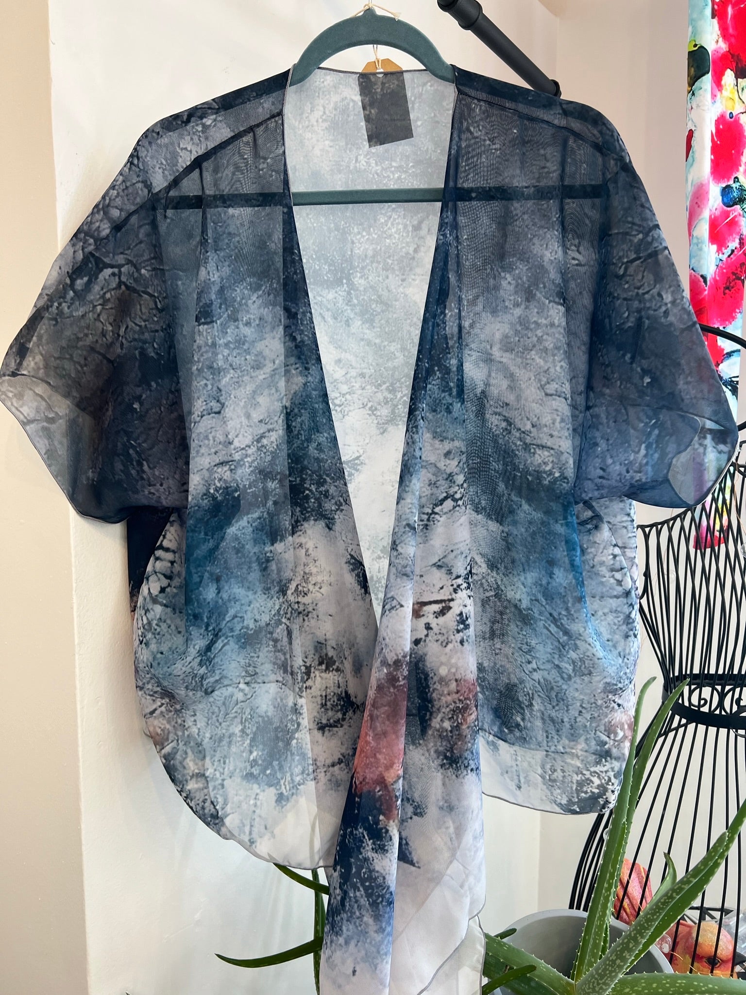 Early Summit Kimono - Dark Top