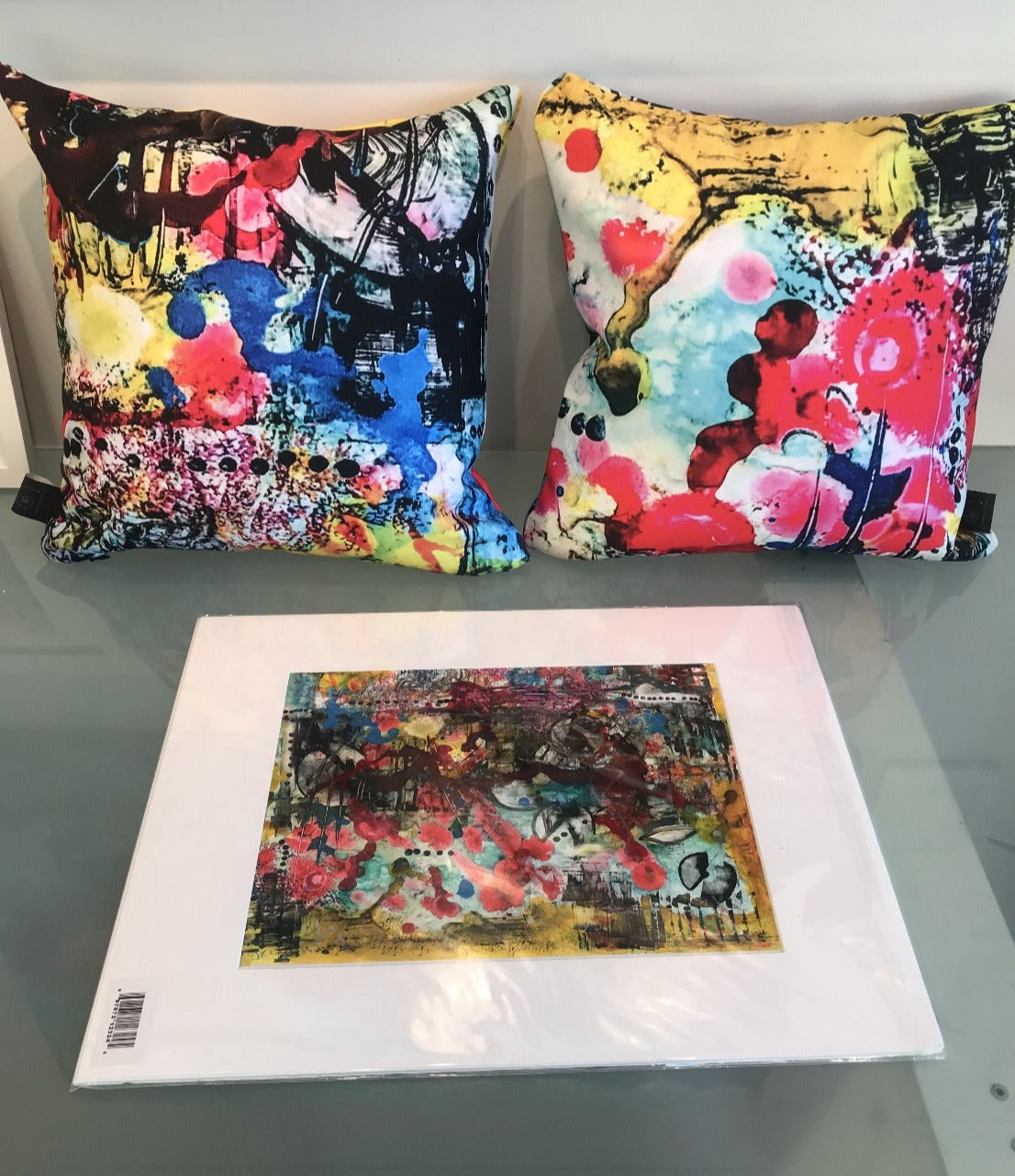 GraFeeti Throw Pillow